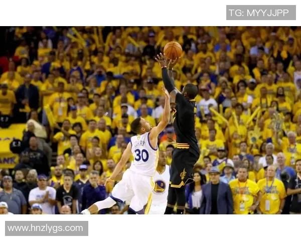 欧文在斋月绝杀时刻赛后分享信仰力量的感悟与坚持